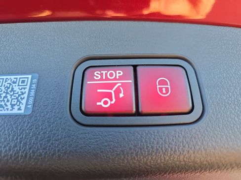 New 2026 Mercedes-Benz GLC 300 image 14