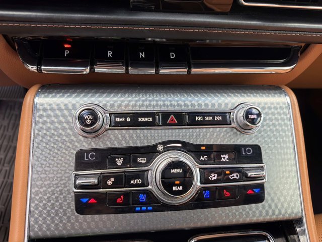 Used 2020 Lincoln Aviator Black Label w/ Dynamic Handling Package AWD/4WD image 34