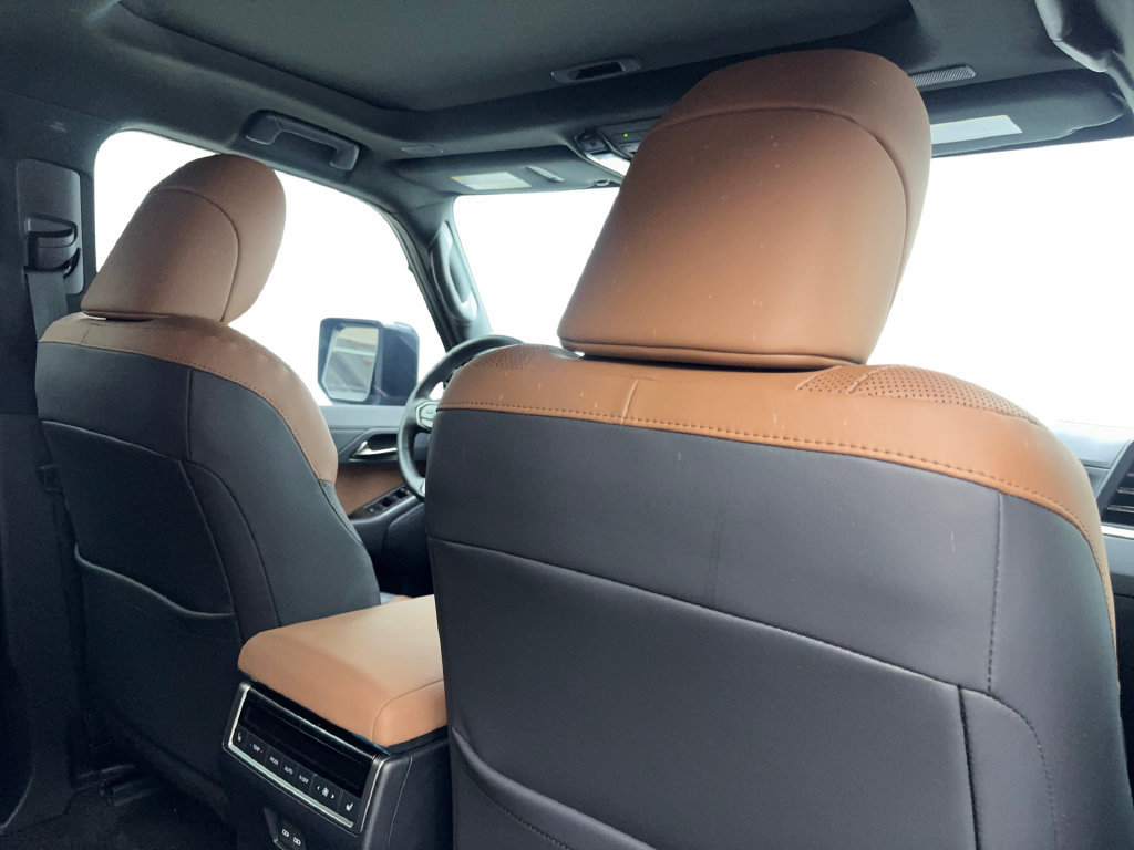 Used 2025 Lexus GX 550 w/ Accessory Package (2T) AWD/4WD image 47