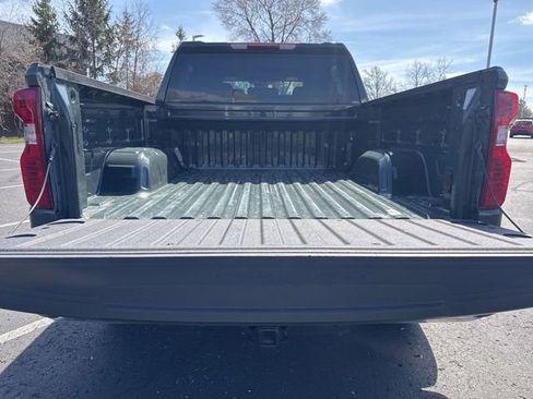 Used 2025 Chevrolet Silverado 1500 LT image 24