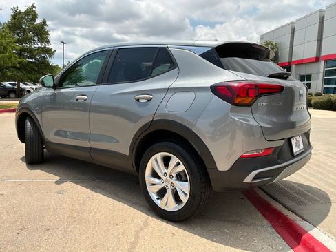 Used 2025 Buick Encore GX Preferred FWD image 8