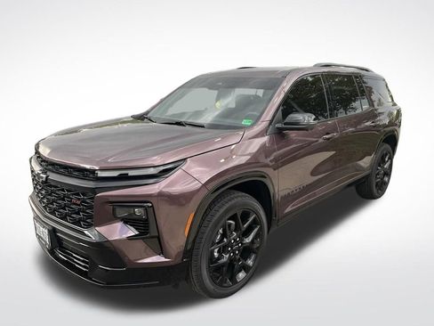 Used 2026 Chevrolet Traverse RS FWD image 2