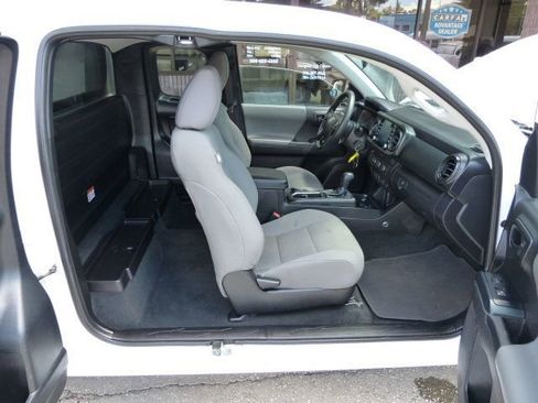Used 2022 Toyota Tacoma SR RWD image 22