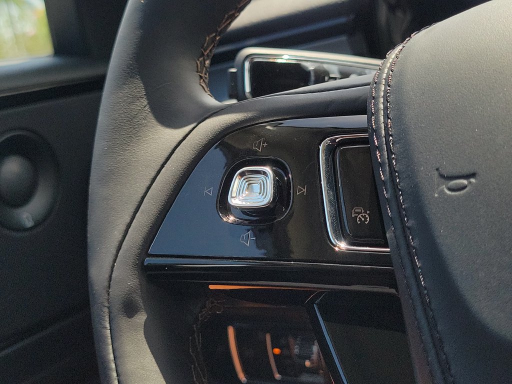 New 2026 Lincoln Aviator 2WD image 24