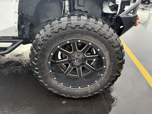 Used 2014 Jeep Wrangler Unlimited Sport w/ Quick Order Package 24S image 10