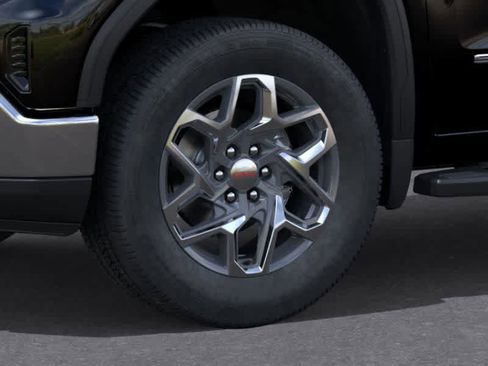 New 2026 GMC Sierra 1500 SLT image 9