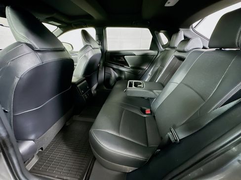 Used 2023 Toyota bZ4X Limited image 28