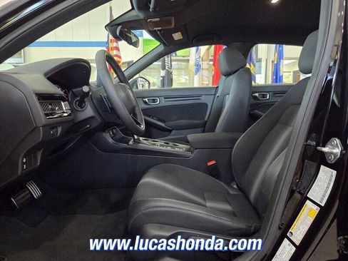 Used 2023 Honda Civic Sport image 7