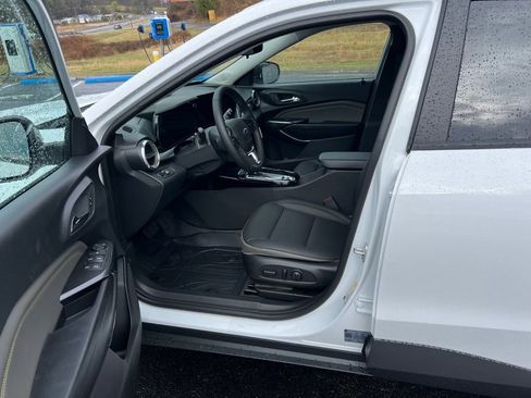 New 2026 Chevrolet Trax ACTIV w/ Driver Confidence Package image 12