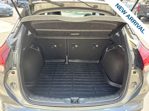 Used 2023 Nissan Kicks SR w/ SR Premium Package FWD image 13