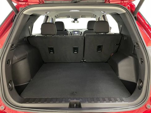 Used 2024 Chevrolet Equinox LT FWD image 44