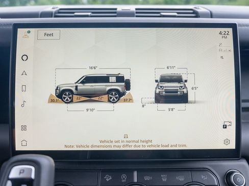 Used 2026 Land Rover Defender 110 X-Dynamic SE AWD/4WD image 28