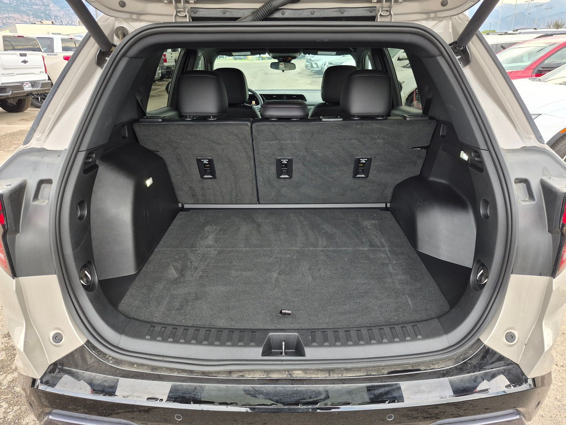 Used 2026 GMC Terrain AT4 AWD/4WD image 28