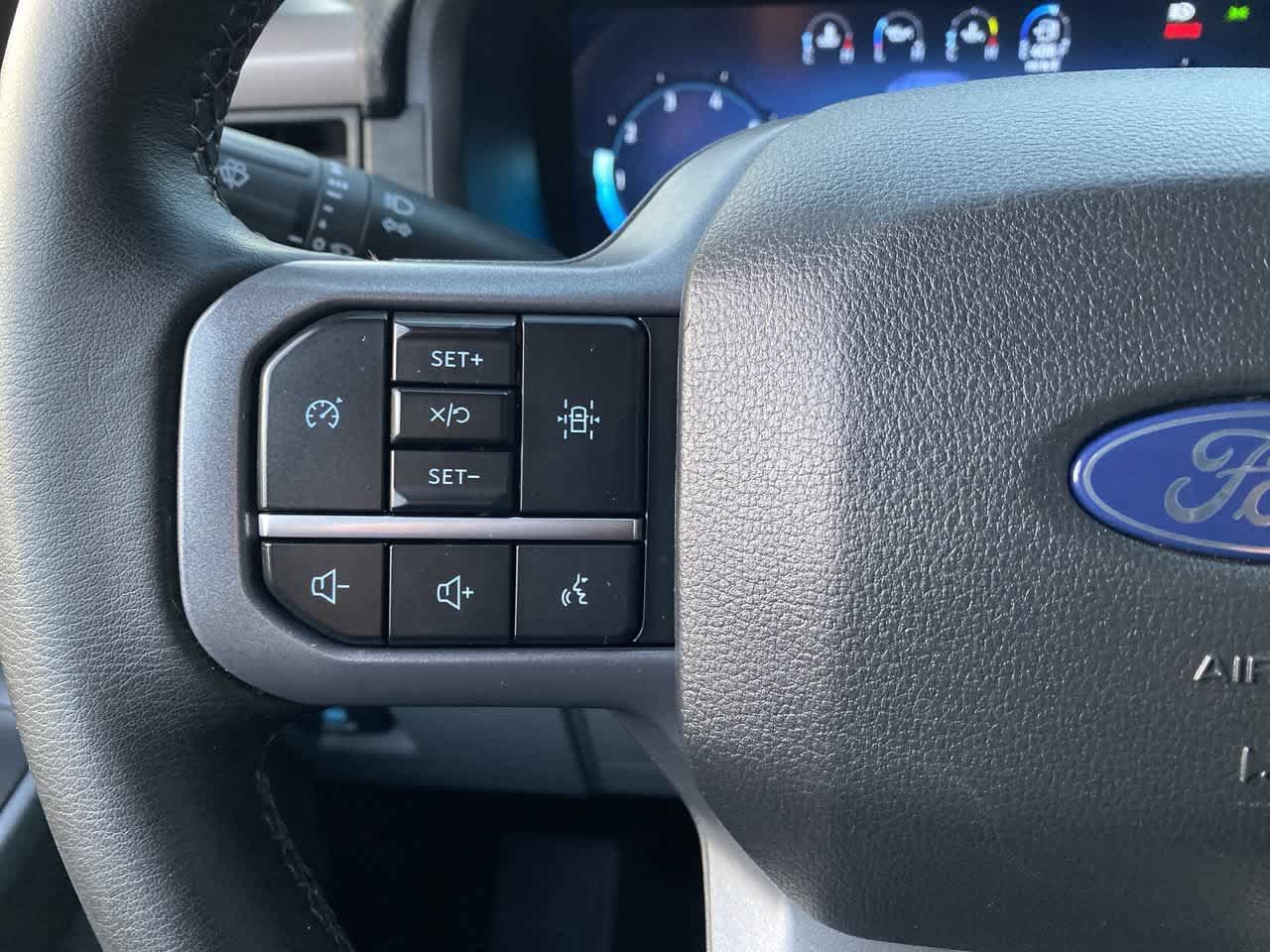 Used 2025 Ford F150 XLT w/ Equipment Group 301A Standard AWD/4WD image 20