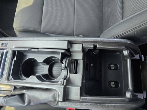 Used 2010 Ford Mustang GT RWD image 17