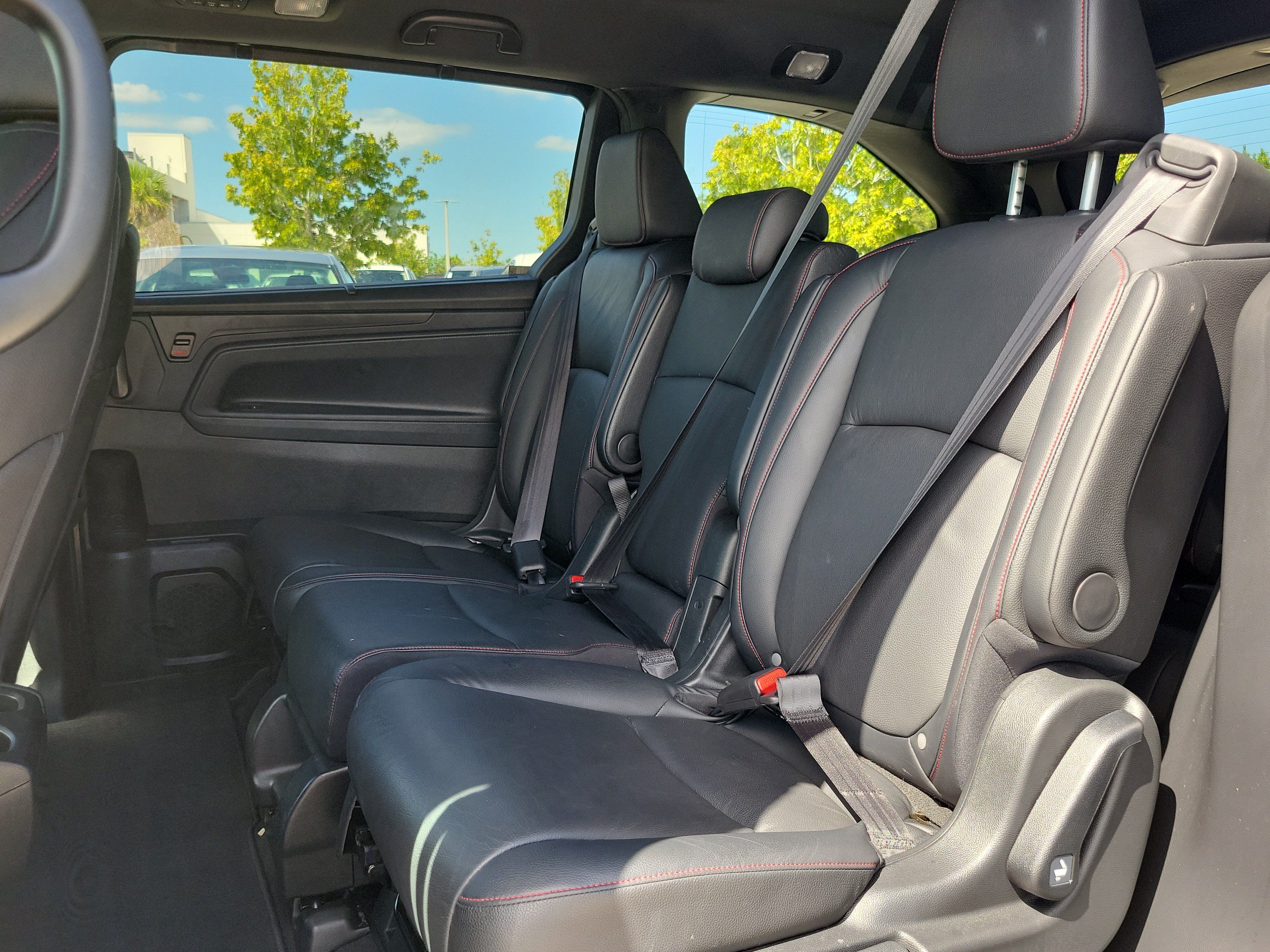 Used 2024 Honda Odyssey Sport image 15