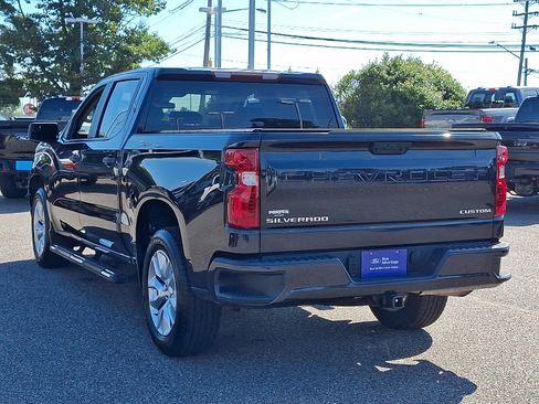 Used 2022 Chevrolet Silverado 1500 Custom RWD image 8