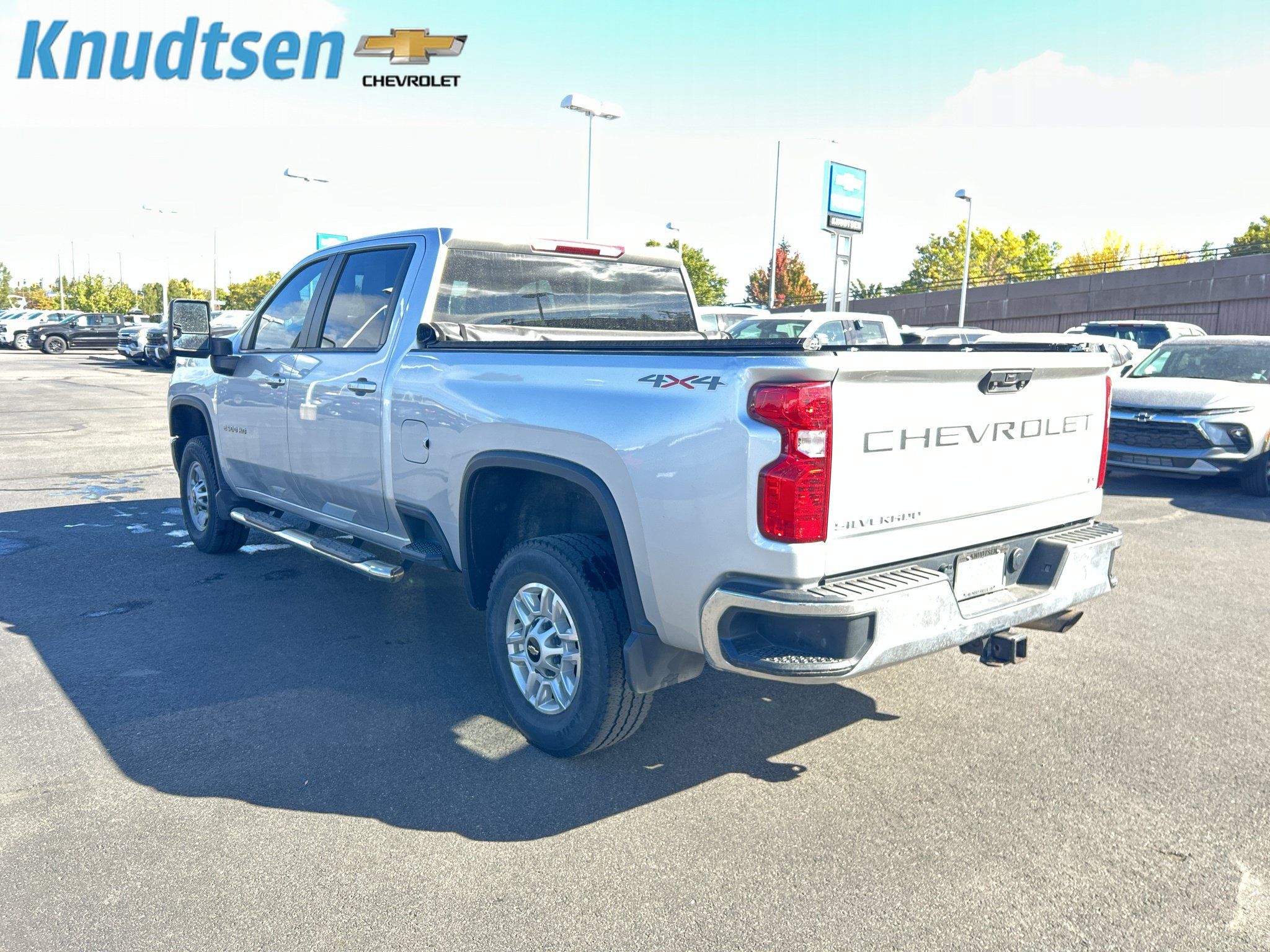 Used 2021 Chevrolet Silverado 2500 LT w/ Convenience Package AWD/4WD image 6