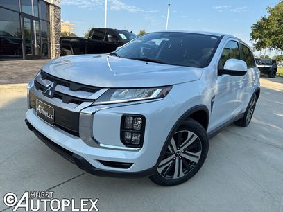 New 2025 Mitsubishi Outlander Sport ES