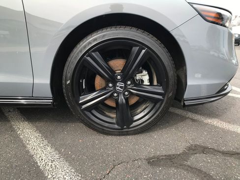 Used 2025 Honda Accord Sport image 5