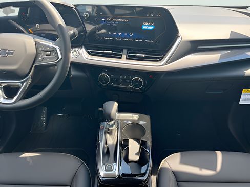 New 2026 Chevrolet Trax RS w/ Driver Confidence Package FWD image 24