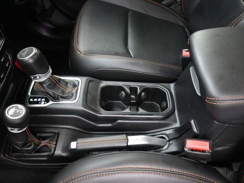 Used 2021 Jeep Gladiator Mojave AWD/4WD image 20