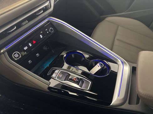 Used 2025 Audi Q5 Premium Plus w/ Premium Plus image 19