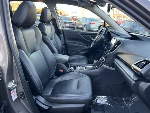 Used 2019 Subaru Forester Limited w/ Popular Package #3 image 43