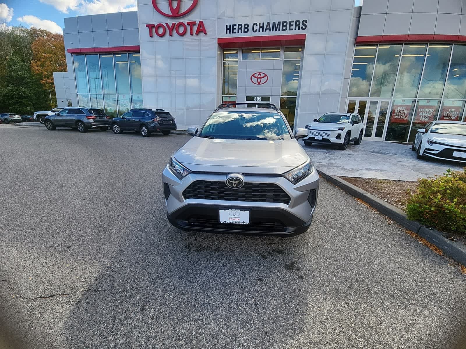 Used 2020 Toyota RAV4 LE w/ All Weather Liner Package AWD/4WD image 24