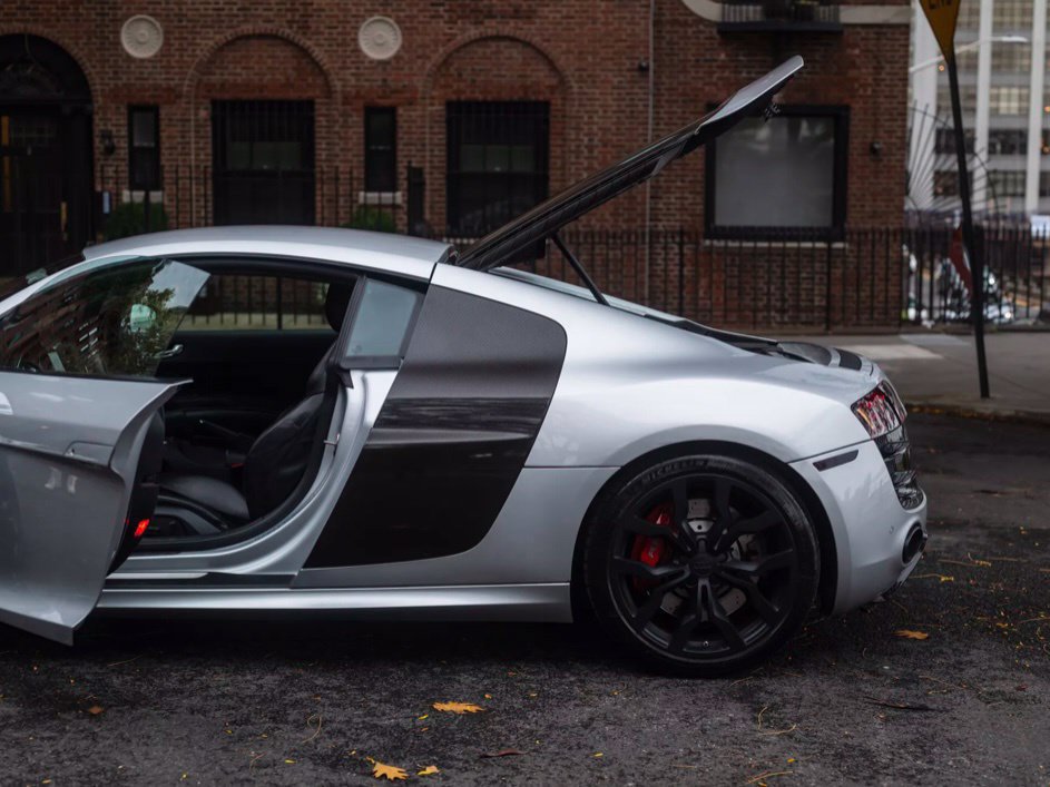 Used 2012 Audi R8 V10 AWD/4WD image 40