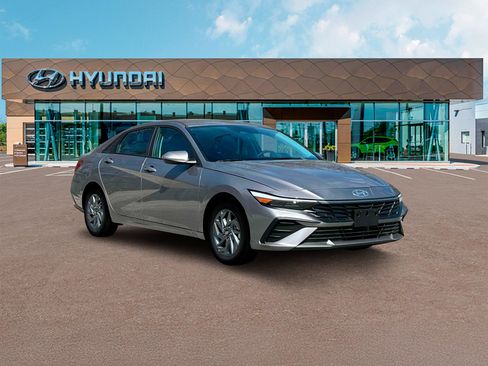 New 2025 Hyundai Elantra Blue w/ Cargo Package image 11