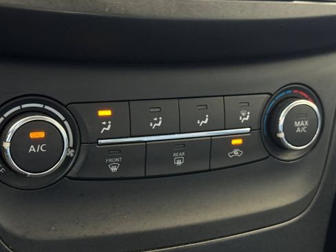 Used 2018 Nissan Sentra S FWD image 19