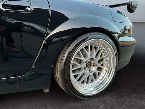 Used 2008 Honda S2000 CR image 10