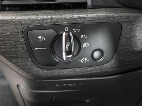 Used 2018 Audi A4 2.0T Ultra Premium Plus w/ Premium Plus Package image 27