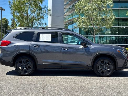 Used 2024 Subaru Ascent Onyx Edition AWD/4WD image 3