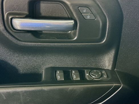 Used 2022 Chevrolet Silverado 1500 Custom RWD image 22