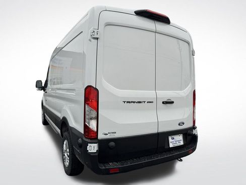 New 2026 Ford Transit 250 148 Medium Roof image 20