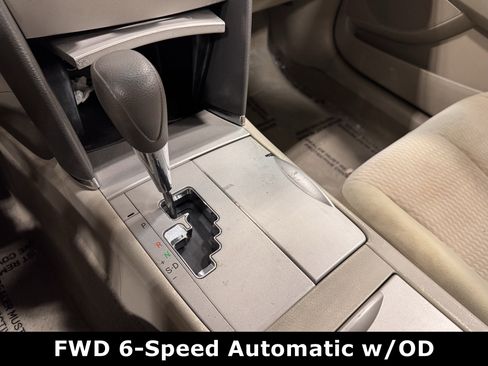 Used 2011 Toyota Camry LE image 8