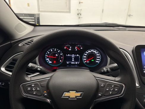 Used 2024 Chevrolet Malibu LT image 12