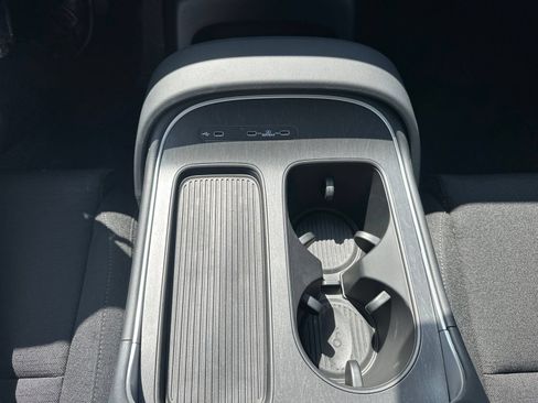 Used 2026 Hyundai Palisade SE FWD image 24