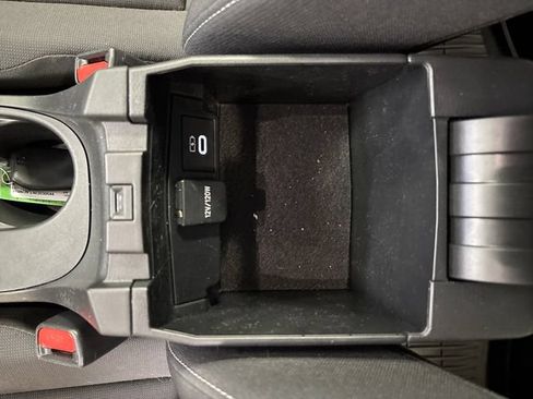 Used 2024 Toyota Corolla LE w/ LE Convenience Package FWD image 23