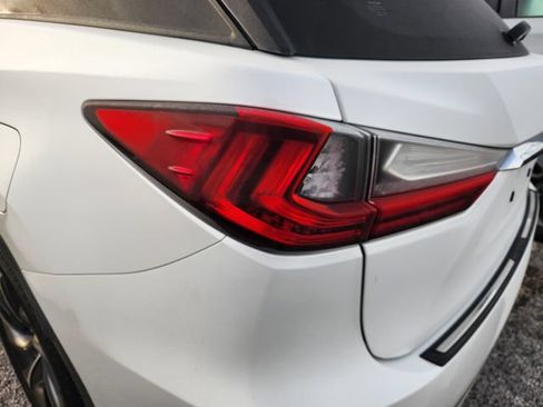 Used 2018 Lexus RX 350L Luxury w/ Accessory Package FWD image 7