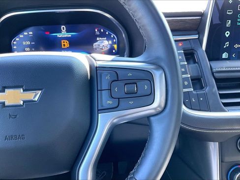 Used 2024 Chevrolet Tahoe Premier AWD/4WD image 25