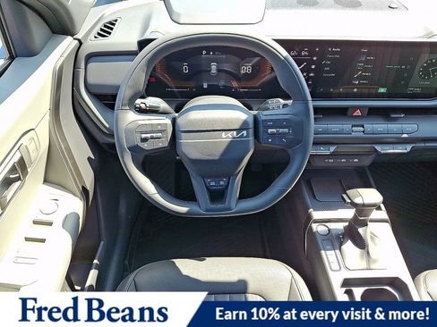 New 2027 Kia Seltos X-Line S w/ X-Line S Premium Package AWD/4WD image 10