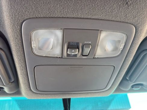 Used 2004 Toyota Highlander 2WD V6 image 42
