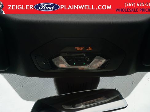 Used 2025 BMW 430i xDrive Convertible AWD/4WD image 35