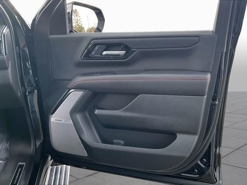 Used 2025 GMC Yukon AT4 Ultimate w/ LPO, Floor Liner Package AWD/4WD image 22