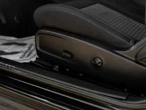 Used 2023 Dodge Challenger SXT w/ Blacktop Package image 34