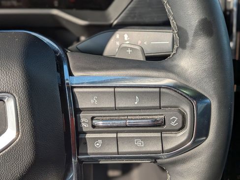 Certified 2025 GMC Acadia Elevation image 22