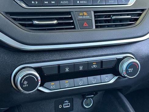 Certified 2021 Nissan Altima 2.5 S FWD image 19